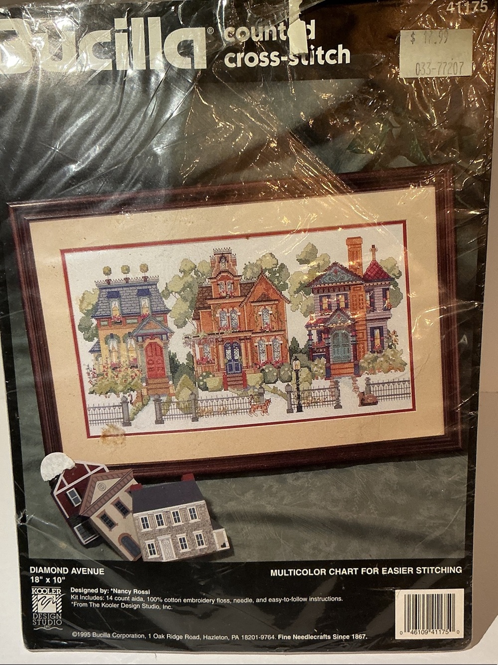 Bucilla Victorian Row Houses Cross-Stitch Kit — Blue, Green, Brown, Red new NOS